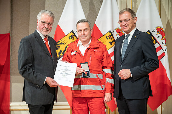 2022_Rettungsdienst_Grafe_R..jpg  